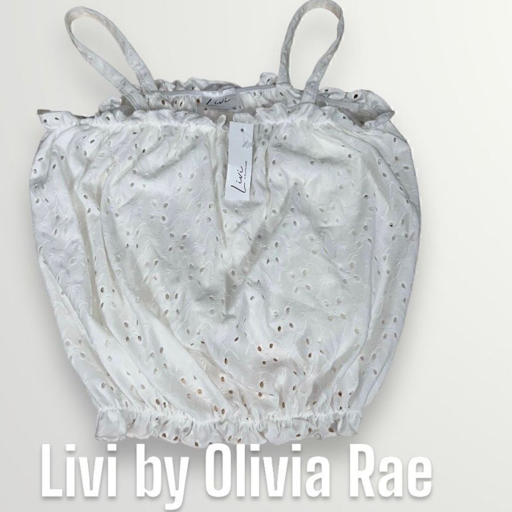 Livi by Olivia Rae, Eyelet Tank Top, Elastic Waist & Neckline, Junior’s Medium